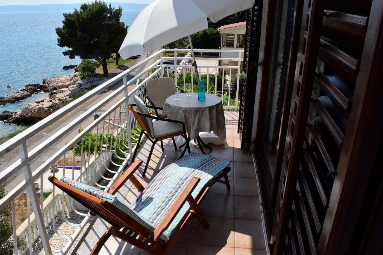 Apartments Jenny Novi Vinodolski Ngoại thất bức ảnh
